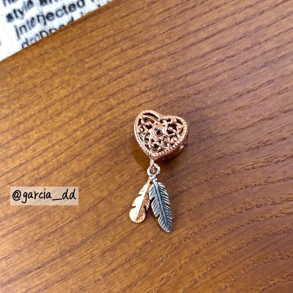 Pandora Openwork Heart & Two Feathers Dreamcatcher Charm - Picture 3 of 4